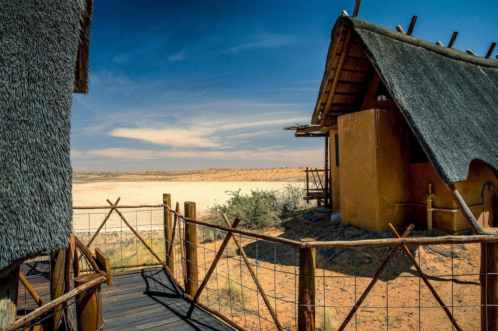 Xaus Lodge Twee Rivieren Extérieur photo